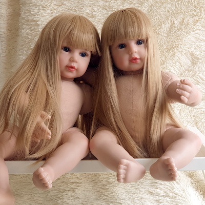 Bonecas Bebês Reborn Gêmeas Para Crianças, 58 cm, 1,5 kg, Cabelo Loiro Longo, Corpo De Tecido, Vinil Macio, Tamanho Natural, Envio Rápido Bonecas Bebês Reborn Gêmeas Para Crianças, 58 cm, 1,5 kg, Cabelo Loiro Longo, Corpo De Tecido, Vinil Macio, Tamanho Natural, Envio Rápido