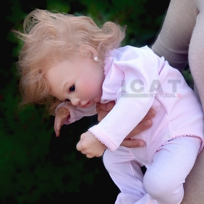 Boneca reborn Sofie bebé recém-nascido com cabelo enraizado, 2Kgs, numa bolsa de transporte, cabeça flexível realista, Ideal para Doll Therapy