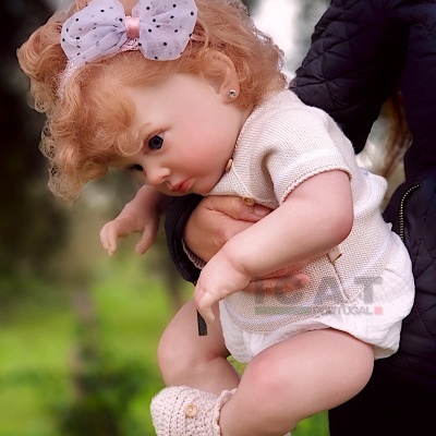 Boneca Reborn Menina Sónia, cabelo Enraizado Realista, Peso 2 kg, Boneca Infantil Realista de 50 cms com Corpo de Tecido, Envio Rápido, Ideal para Presente de Aniversário Boneca Reborn Menina Sónia, cabelo Enraizado Realista, Peso 2 kg, Boneca Infantil Realista de 50 cms com Corpo de Tecido, Envio Rápido, Ideal para Presente de Aniversário