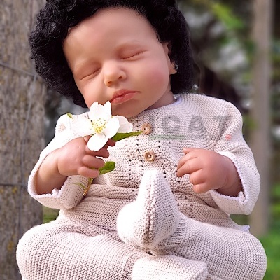 Boneca  Bebé Reborn Menina Nia, Cabelo Afro Enraizado Realista, Pesando 1,5 kg, Cabeça Flexível, Corpo de Tecido, Pele Escura, Birracial