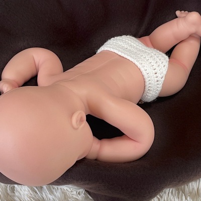Boneca Reborn de Silicone Sólido de Corpo Inteiro Belle, 40cms, Acordada com os Olhos Abertos, Banhável, Presente de Aniversário Ideal