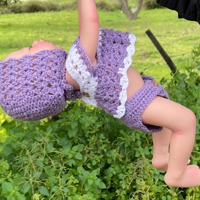 Boneca Reborn Corpo Inteiro Silicone Nora, Mini Bebé  Menina  Prematuro 1,4kg, 34cm, Boneca Terapia Realista, Banhável, Presente de Aniversário