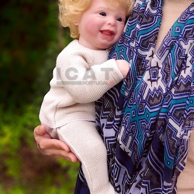 Boneca Reborn Menina Natalie Com Síndrome de Down, Cabelo Realista Raizado, Peso 2,5kg, Super Realista, Corpo de Tecido, Envio Rápido, Presente Único