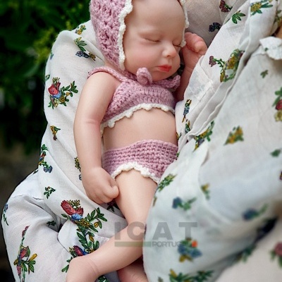 Bebé Reborn de Corpo Inteiro em Silicone, Mini Boneca Prematuro Menina, 1kgs, 30cms, Toque realista, Anatomicamente Correto, Pode Tomar Banho Bebé Reborn de Corpo Inteiro em Silicone, Mini Boneca Prematuro Menina, 1kgs, 30cms, Toque realista, Anatomicamente Correto, Pode Tomar Banho