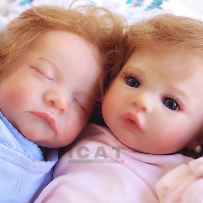 Bonecas gémeas reborn recém-nascidos Hugo e Sofie, par de menino e menina de 2 kg cada, em bolsa de viagem, realista, cabeça flexível, Presente mágico para meninas.!
