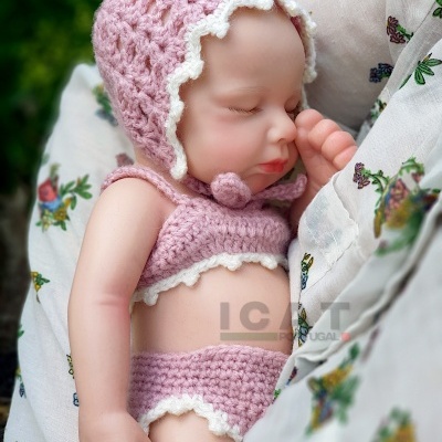 Bebé Reborn de Corpo Inteiro em Silicone, Mini Boneca Prematuro Menina, 1kgs, 30cms, Toque realista, Anatomicamente Correto, Pode Tomar Banho Bebé Reborn de Corpo Inteiro em Silicone, Mini Boneca Prematuro Menina, 1kgs, 30cms, Toque realista, Anatomicamente Correto, Pode Tomar Banho