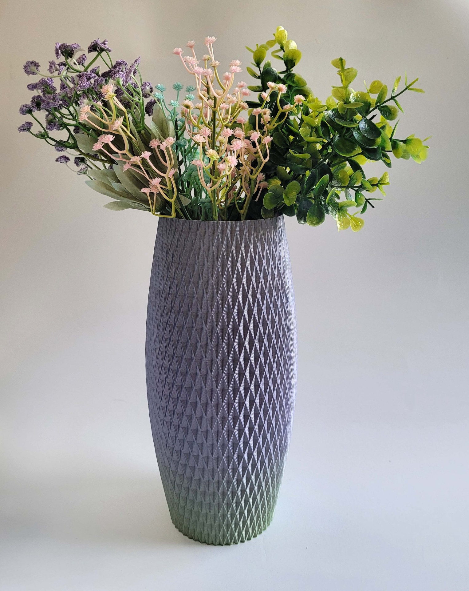 Impressão 3D - Coleção Geométrica Encantada: Escolha Entre 9 Vasos 3D Únicos