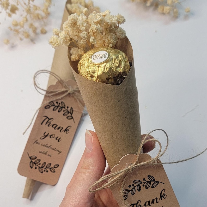 Lembrança Cone Rústico com Ferrero Rocher