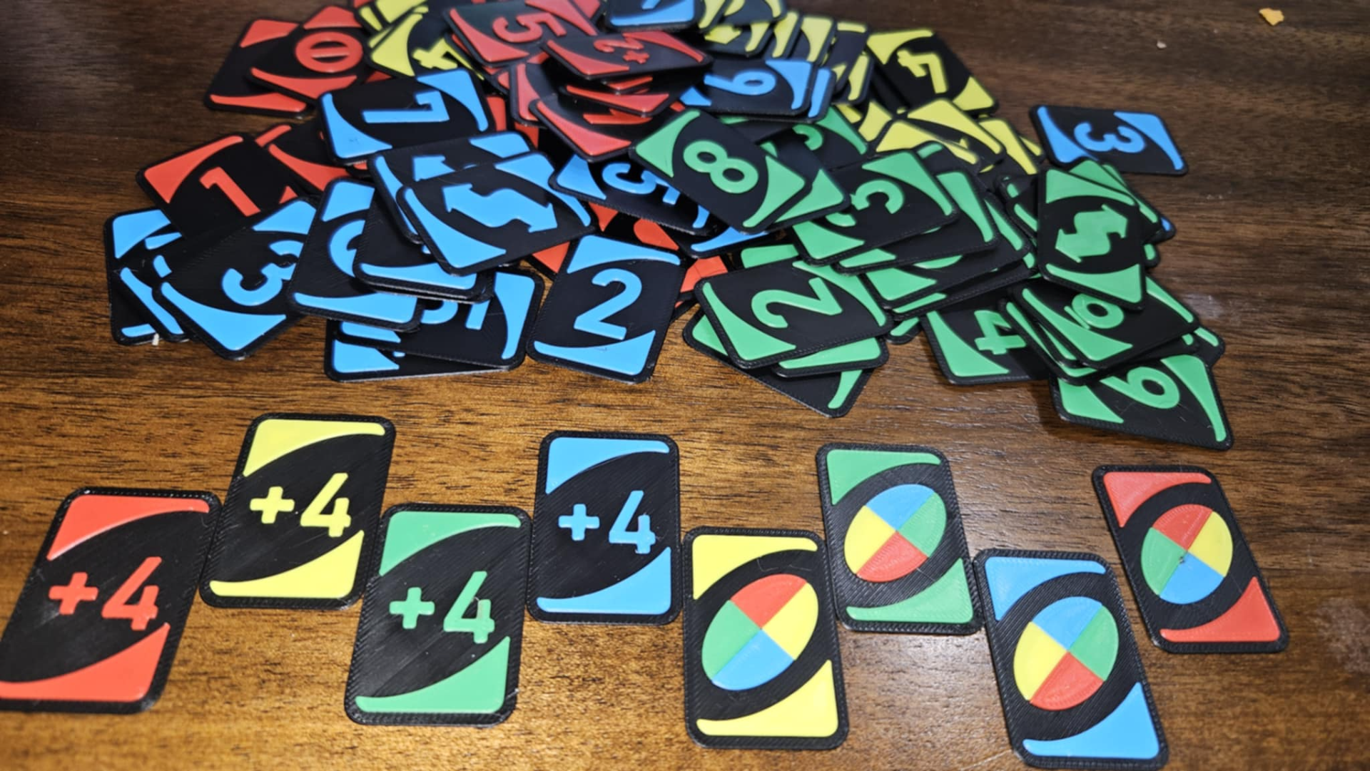 UNO Mini com Caixa | Jogo de Cartas Portátil