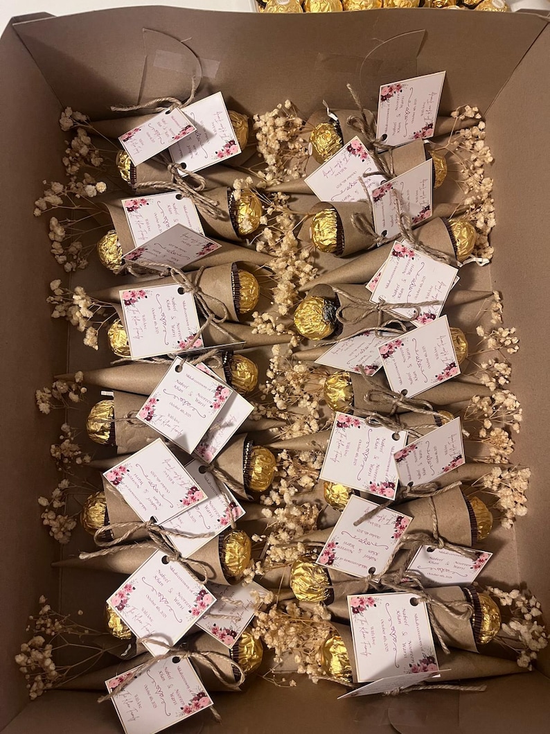 Lembrança Cone Rústico com Ferrero Rocher