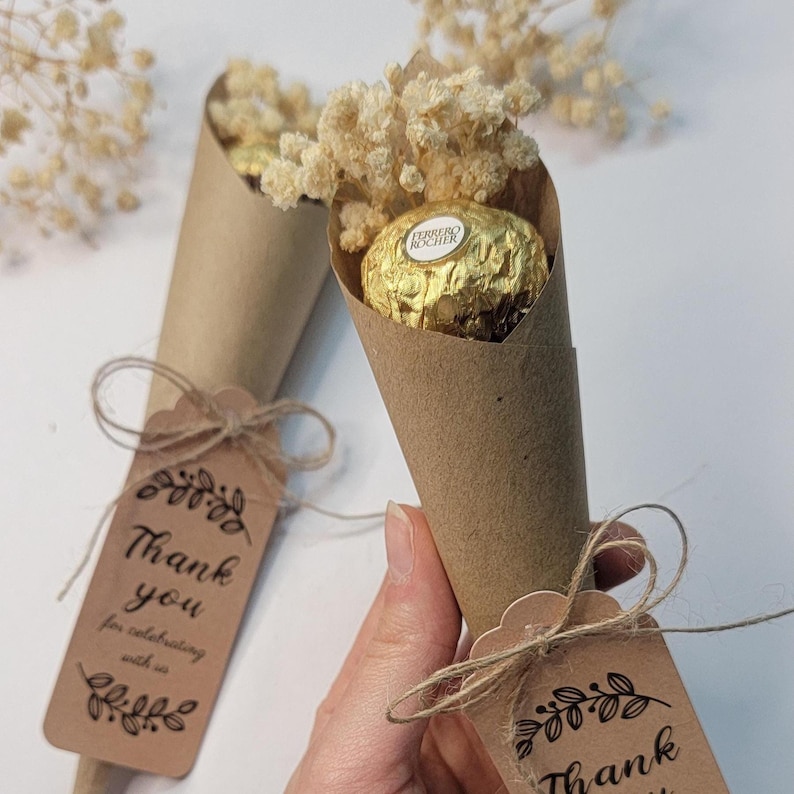 Lembrança Cone Rústico com Ferrero Rocher