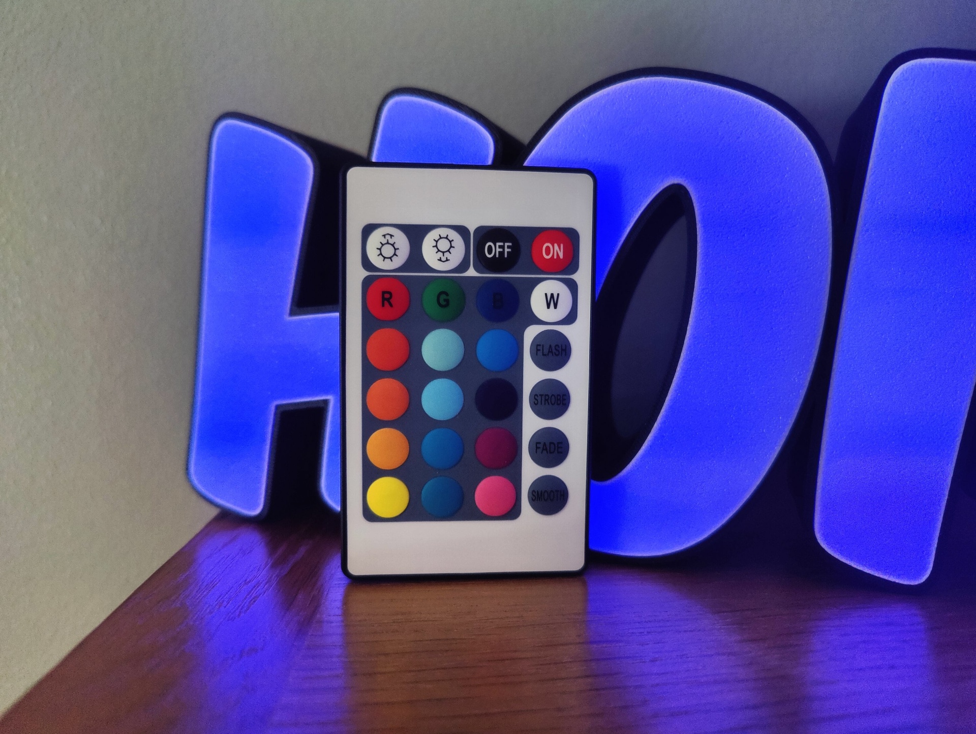 Letreiro Luminoso RGB Personalizável