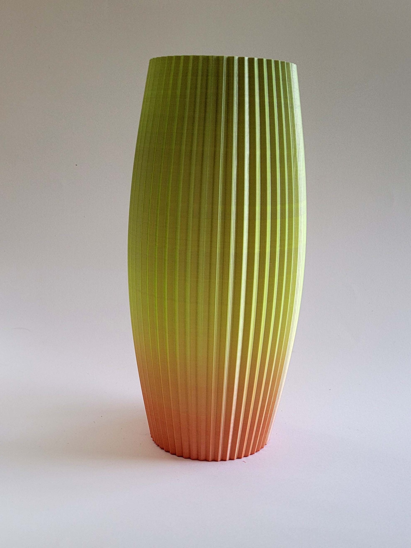 Impressão 3D - Coleção Geométrica Encantada: Escolha Entre 9 Vasos 3D Únicos