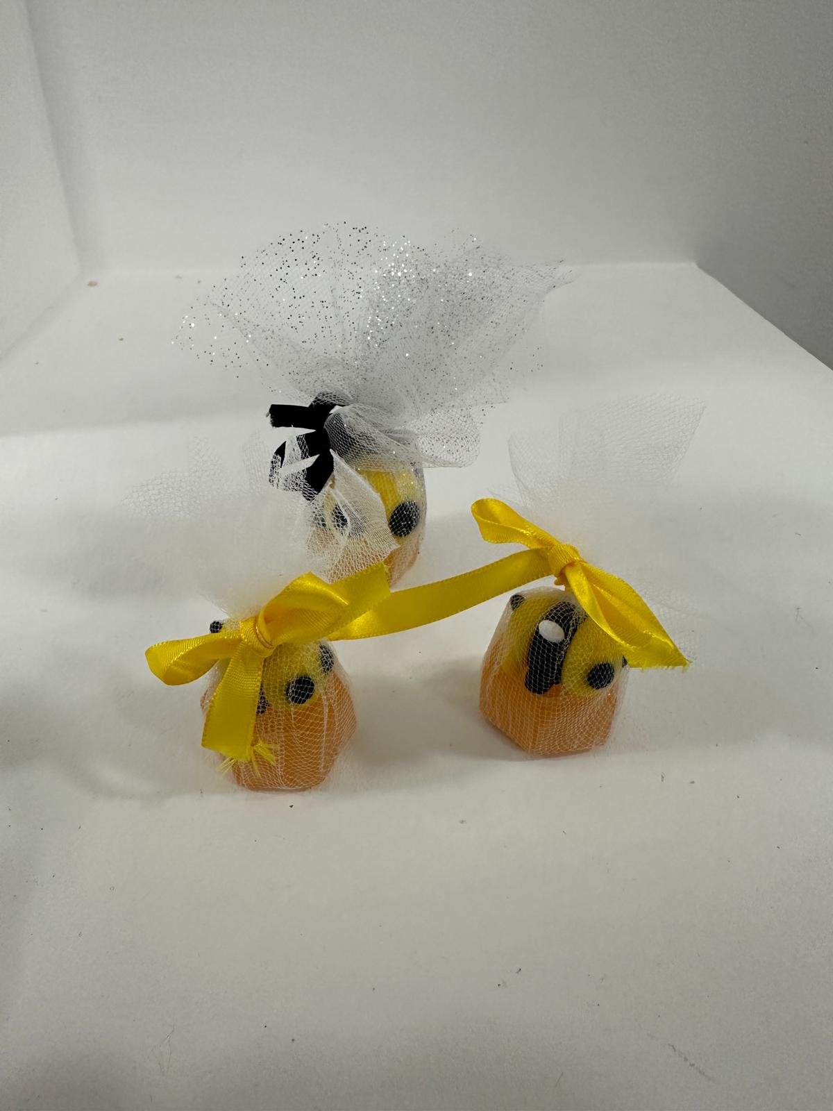 🍯 Sabonete Favo de Mel com Abelha