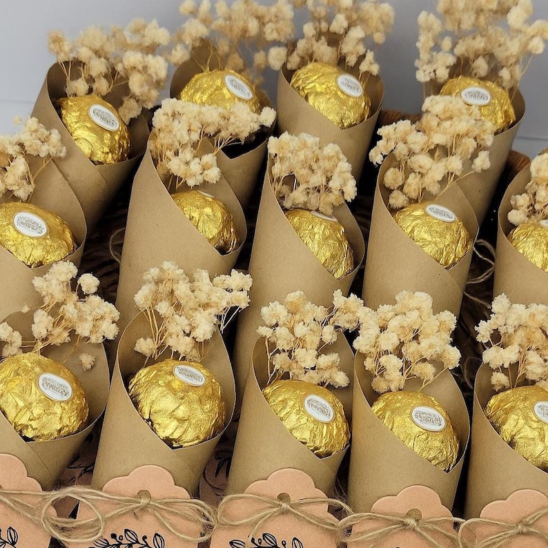 Lembrança Cone Rústico com Ferrero Rocher