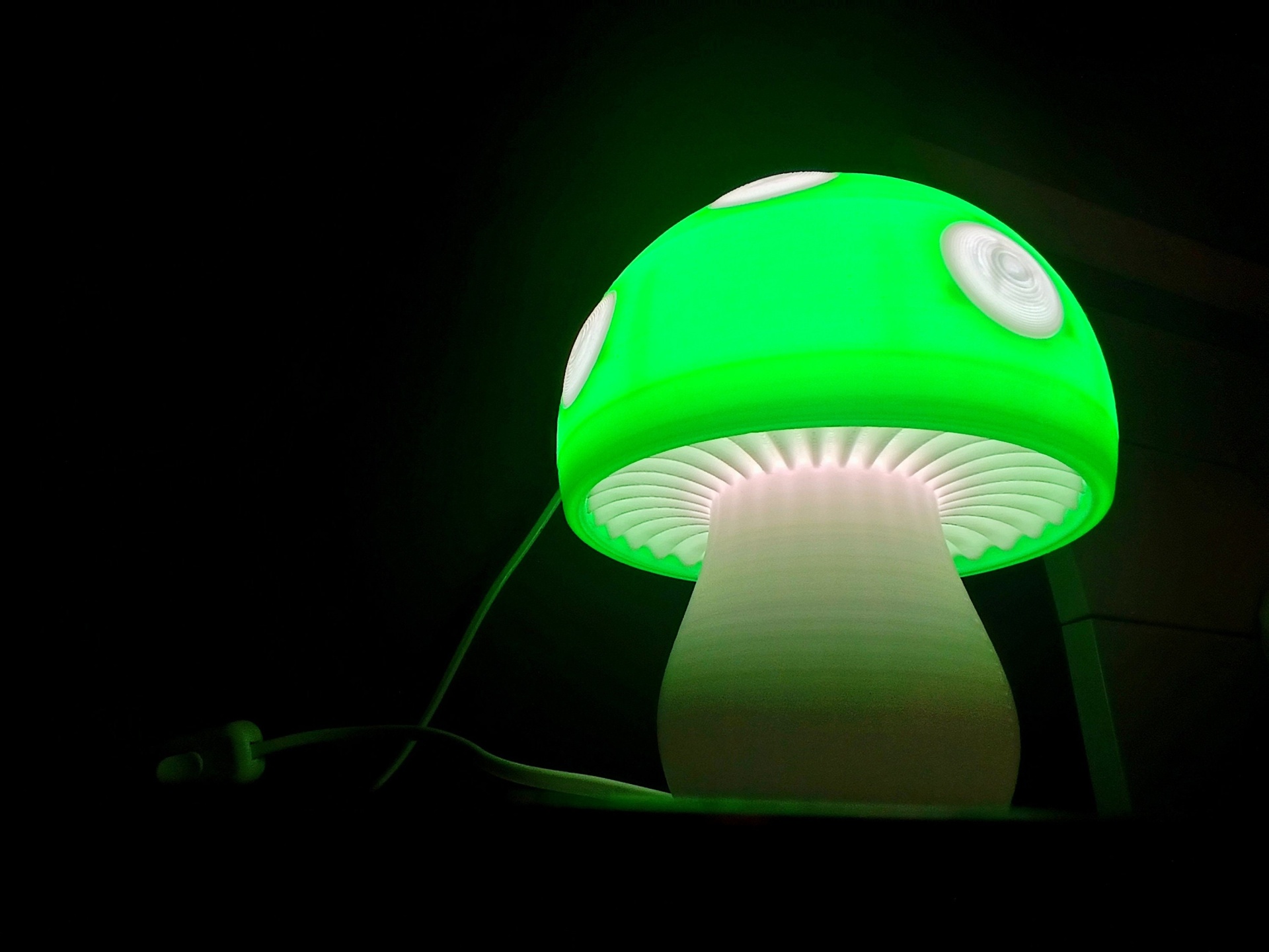 Candeeiro Cogumelo – Um Toque de Fantasia para Qualquer Espaço