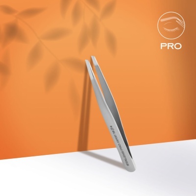 Pinça para Sobrancelhas EXPERT 10 TYPE 4