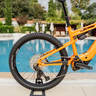 Macina Kapoho 8973 L Orange 2026