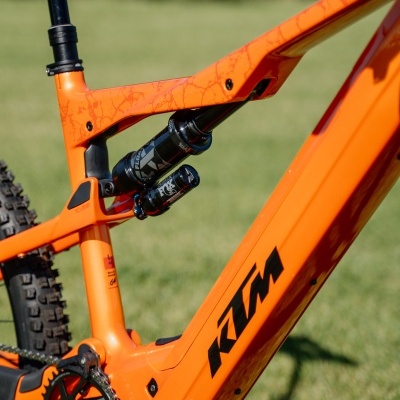 KTM Macina Kapoho Master CX-R Race Di2 | Fresh Orange (Black)