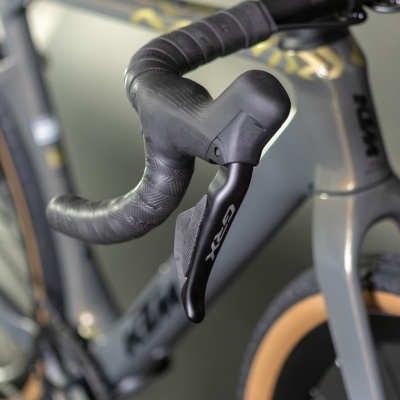 KTM Gravelator Elite Di2 | Olive Pearl (Black)