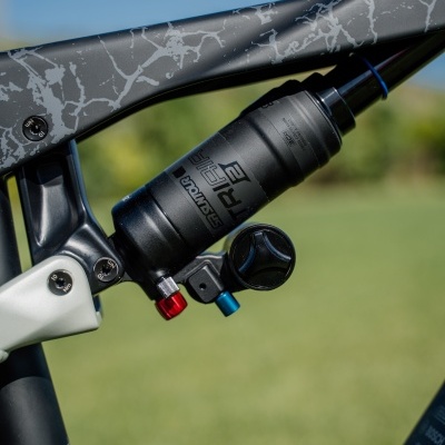 KTM Macina Kapoho Elite CX-R Race | Black Matt (Grey+Dew Silver)