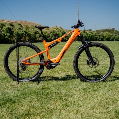 KTM Macina Lycan Elite CX-R Race | Fresh Orange (Black)