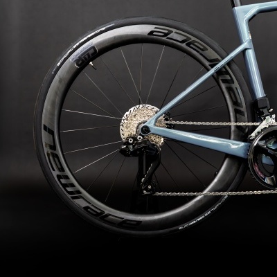 KTM Revelator Alto Elite 2026 | Bright Teal - Rodas em Carbono