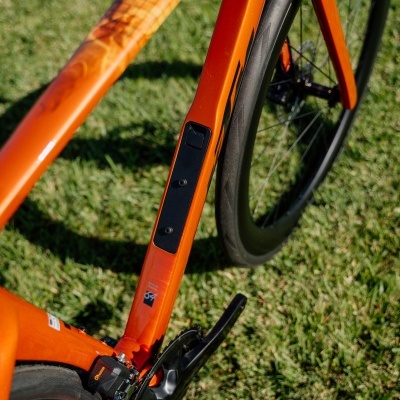 KTM Revelator Syro Elite Di2 | Burnt Orange (Black)