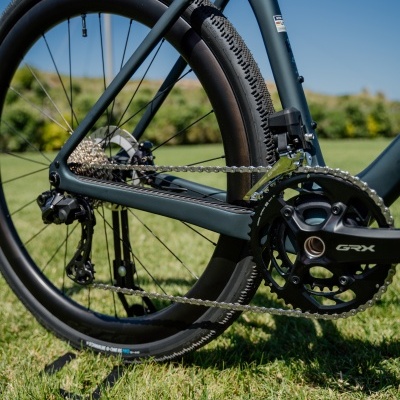 KTM Gravelator Prestige Di2 | Dark Sea Matt (Irised Blue Glossy)