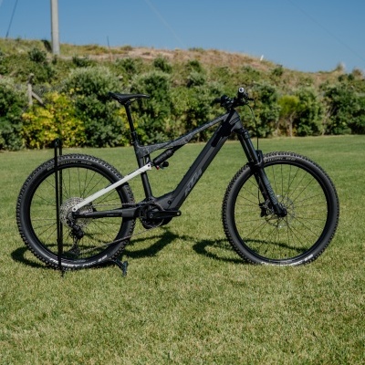 KTM Macina Kapoho Elite CX-R Race | Black Matt (Grey+Dew Silver)