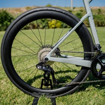 KTM Revelator Alto Master Di2 | Powermeter | Vibrant Grey (Black)