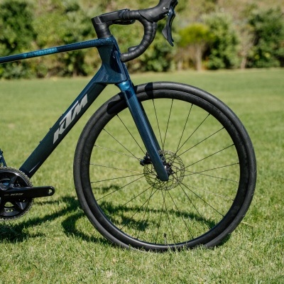 KTM Revelator Syro COMP