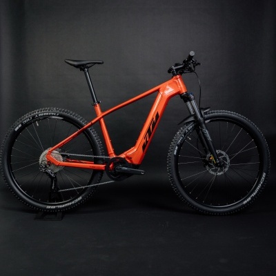 KTM Macina Team 793
