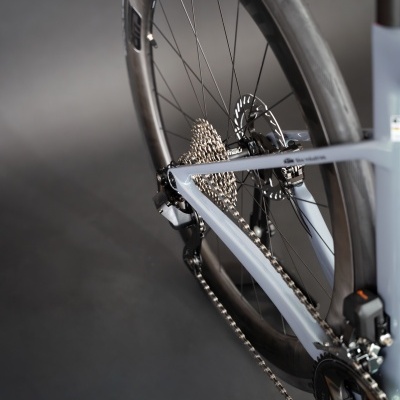 KTM Revelator Alto Pro 2026 | Candy Bluegrey - Rodas em Carbono