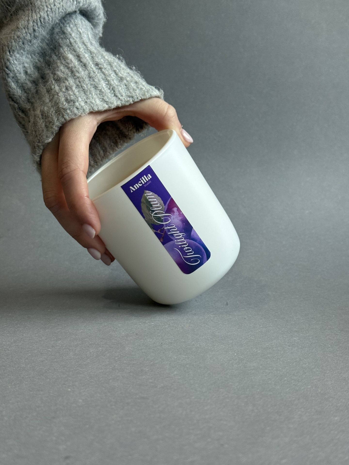 The Essencial Candle The Essencial Candle