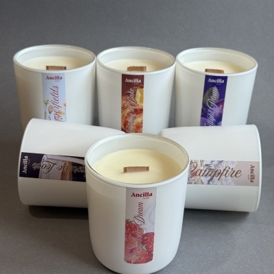 https://www.ancillastudio.com/product/the-essencial-candle