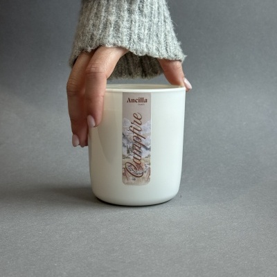 The Essencial Candle