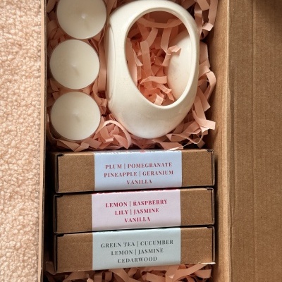 Bundle Bloom Season Wax Melt + Burner