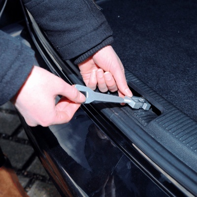 Acessório para mala de automóvel