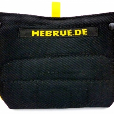 Hebrue Almofada de tecnologia Nylcott pequena com duas pegas.