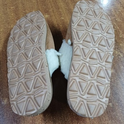 Chinelos carneirinho aberto