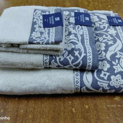 Jogo de banho - 100% algodão 550gm/m2  refª Royale - Torres Novas