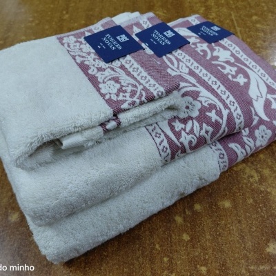 Jogo de banho - 100% algodão 550gm/m2  refª Royale - Torres Novas