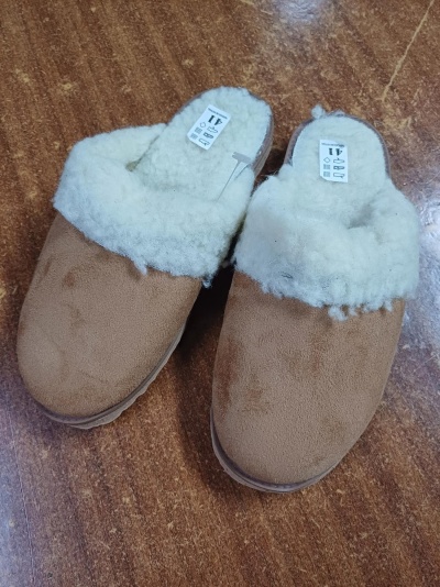 Chinelos carneirinho aberto