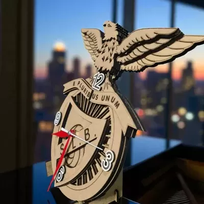 Relógio Benfica de secretária 3D