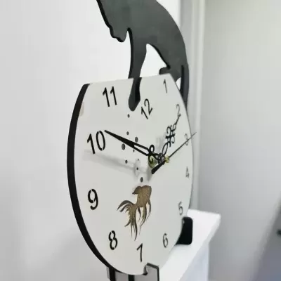 Relógio aquário com gato