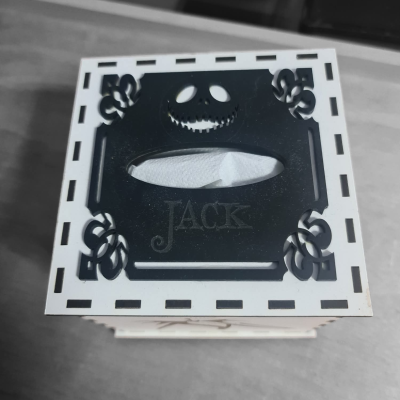 Caixa de lenços personalizada.