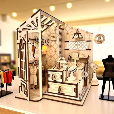 Mini Chalé de Loja de Roupas