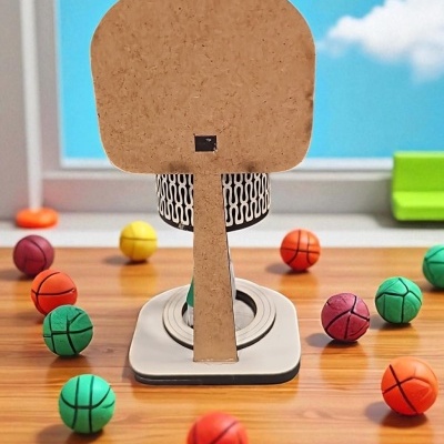 Organizador de canetas formato Cesto de Basquete