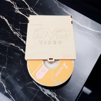 Caixa de proteção para o seu antigo dvd de vídeos de memórias